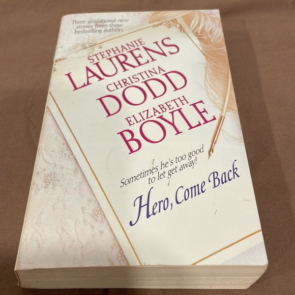 Lot of 2 Historical Romance Novels by Best Selling Authors - Picture 2 of 8